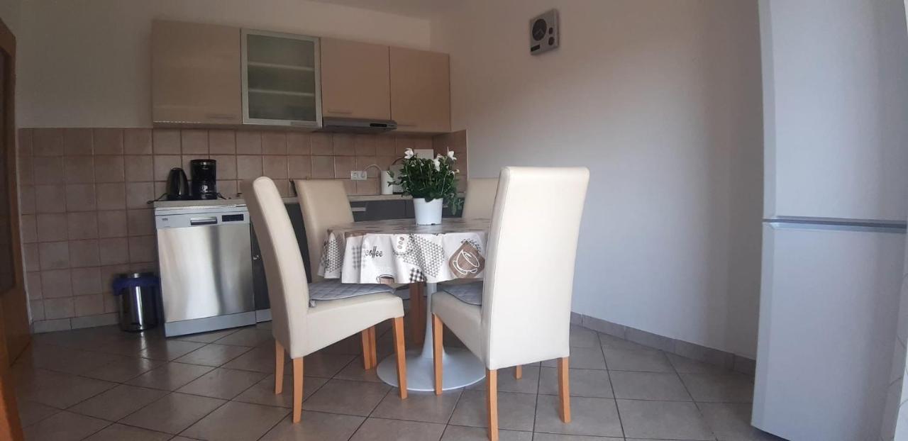 Apartman Lidija Linardići Eksteriør billede